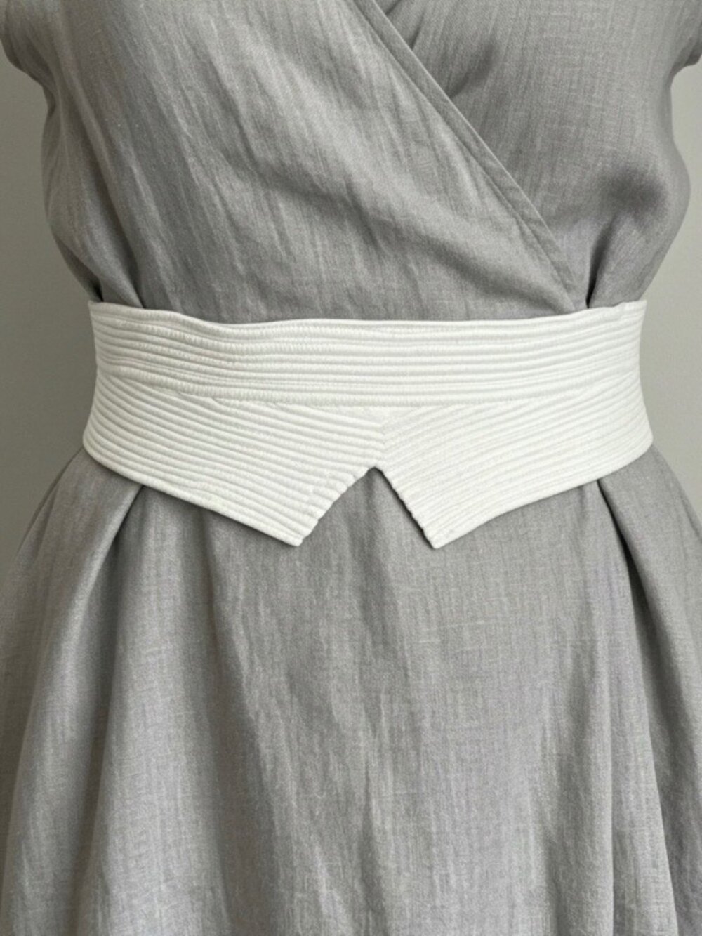 Vintage 80s Wide Leather Obi Belt White Textured Made in France Statement Sz S/M